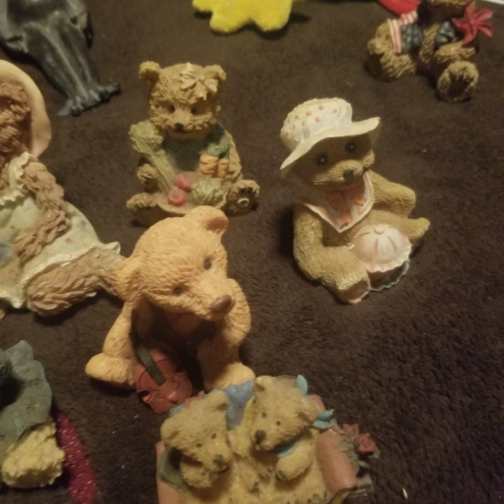 Ceramic ornaments and decorations